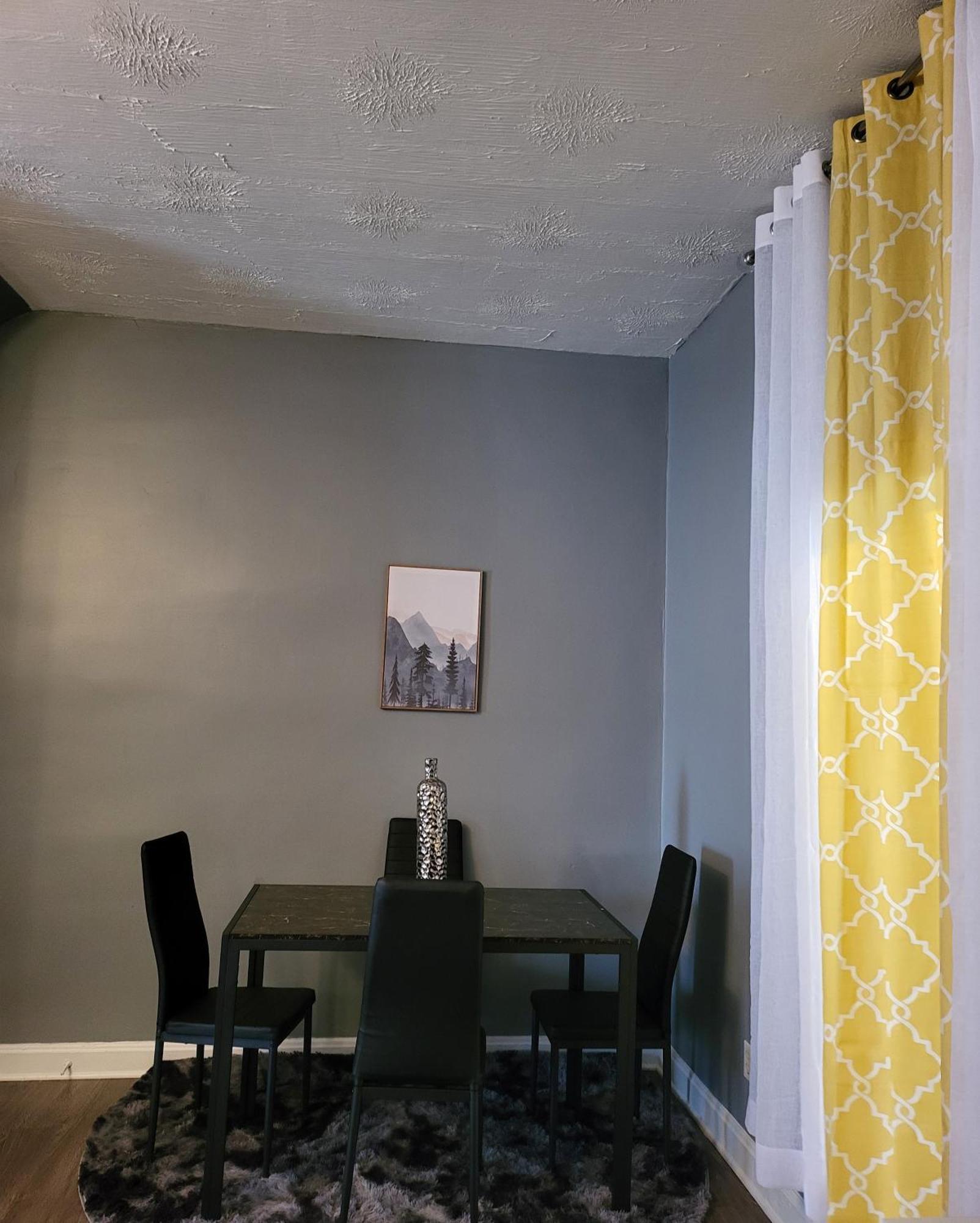 1 Bedroom In Columbus Osu District, Free Parking, Kitchen, Washer And Dryer, Central Location, Downtown, Hospital, Expocenter, Osu Stadium Extérieur photo